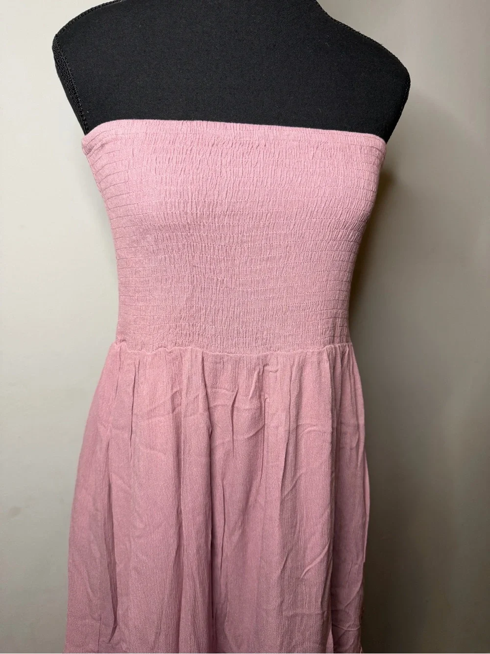 eesome Pink Strapless Crochet-Trim Maxi Dress - Picture 2 of 8